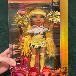 Rainbow High Cheer Sunny Madison